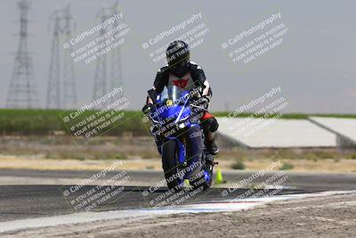 media/Aug-03-2025-TrackDaz (Sun) [[bf4a71acf9]]/C Group/1240pm (Wheelie Bump)/